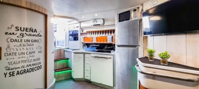 Fuengirola: Dolphin Watching by Yacht With Snacks and Drinks - Booking Information