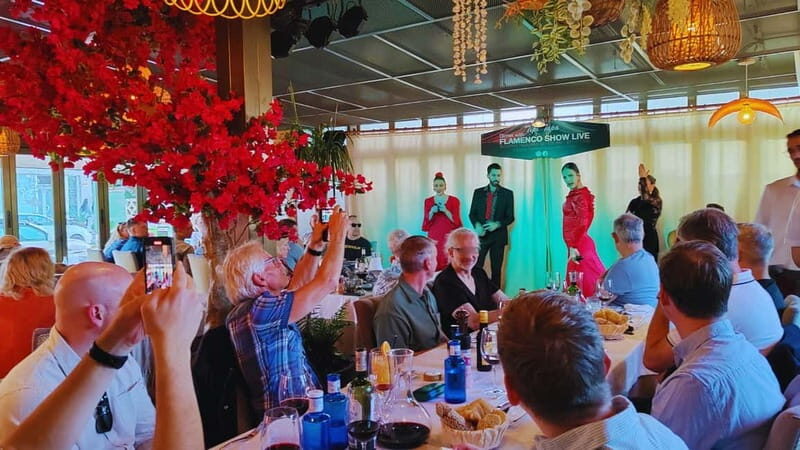 Fuengirola: Flamenco Show & Dinner at Tipi Tapa, near Mijas - An Introduction to the Flamenco Experience in Fuengirola