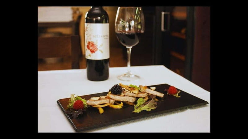 Fuengirola: Flamenco Show & Dinner at Tipi Tapa, near Mijas - FAQs