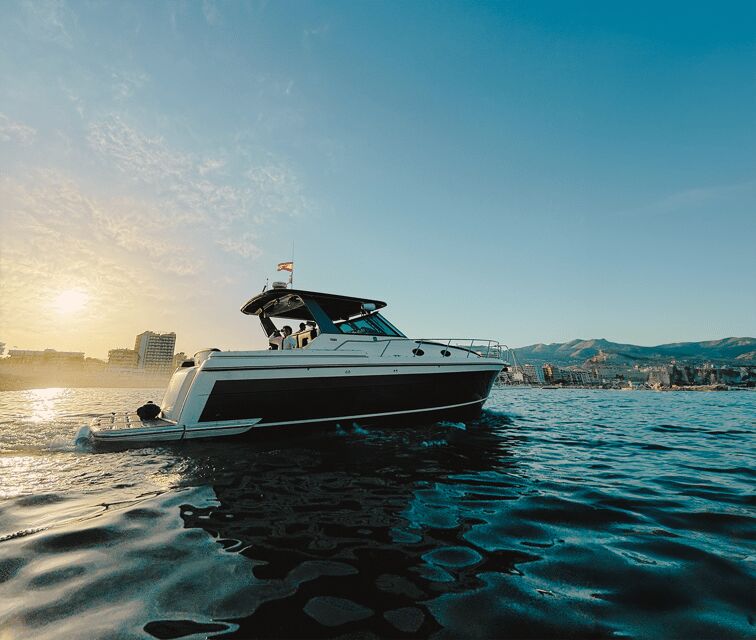 Fuengirola : Luxury cruise private yacht VIP sunset - The Sum Up
