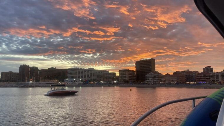 Fuengirola Sunset Boat Tour With Cocktail Dinner & Champagne - Booking and Important Information
