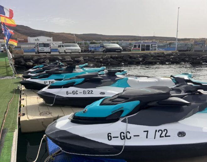 Fuerteventura : 1 Hour Jetski Rental Without Licence - Age Requirements and Safety Measures