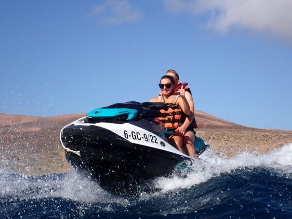 Fuerteventura: 30 Minute Jet Ski Rental Without a License - Safety Precautions
