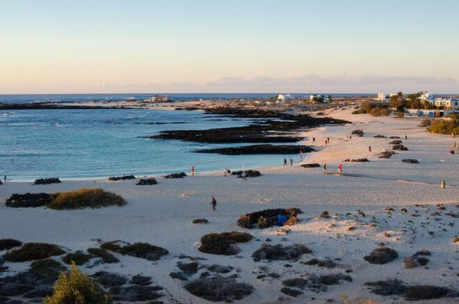 Fuerteventura: 7h. Sightseeing All HOTSPOTS With Local Guide - Pickup Locations and Restrictions