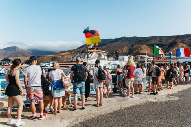 Fuerteventura: Glass Bottom Boat Cruise With Lunch & Drinks - Booking Details