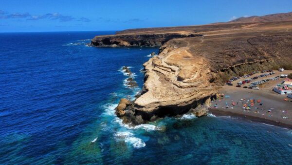Fuerteventura Highlights Island Tour With Multilingual Guide - The Sum Up