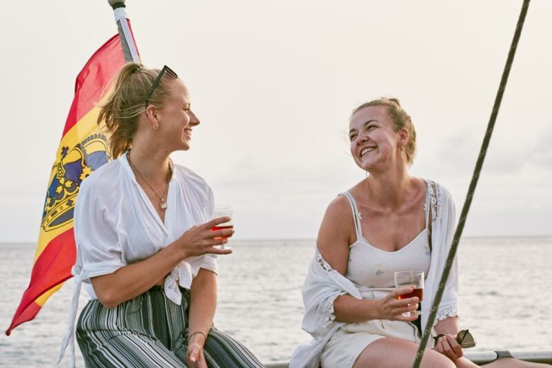 Fuerteventura: Sunset Boat Trip With DJ, Food & Drinks - Customer Feedback