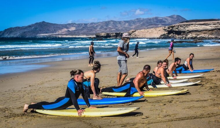 Fuerteventura: Surfing Experience - Experienced Instructors