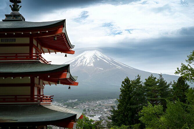 Fuji Five Lakes Guided Day Trip - An In-Depth Look at the Fuji Five Lakes Guided Day Trip