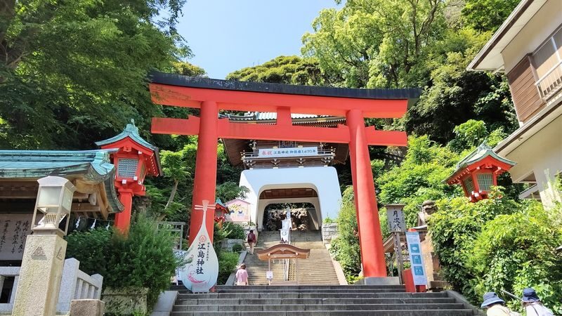 Fuji Hakone Day Trip | Hakone Pirate Ship, Hakone Ropeway, Hakone Shrine, Stroll Enoshima | Departure from Tokyo Shinjuku - What the price does and does not cover