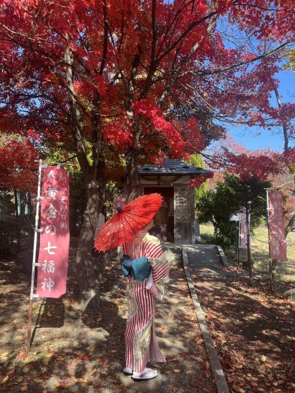 Fujikawaguchiko Ichikan - Experience kimono, tea ceremony, calligraphy, archery, rickshaw, and Yuzen dyeing - The VR photo studio is the quickest option