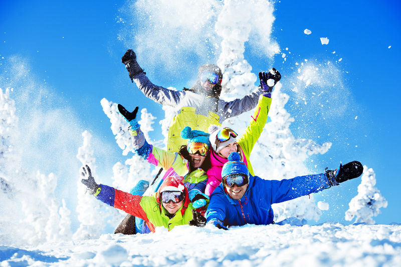 Fujiyama Snow Resort Yeti Skiing/Snow Play & Strawberry Picking Tour - A winter day that pairs snow with strawberries