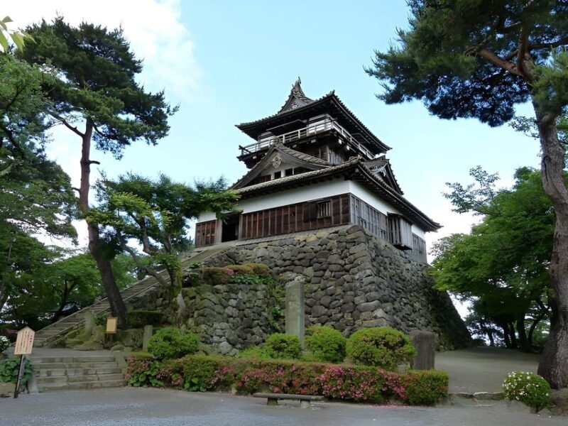 Fukui: Maruoka Castle Admission Ticket - Who Should Consider This Tour?  