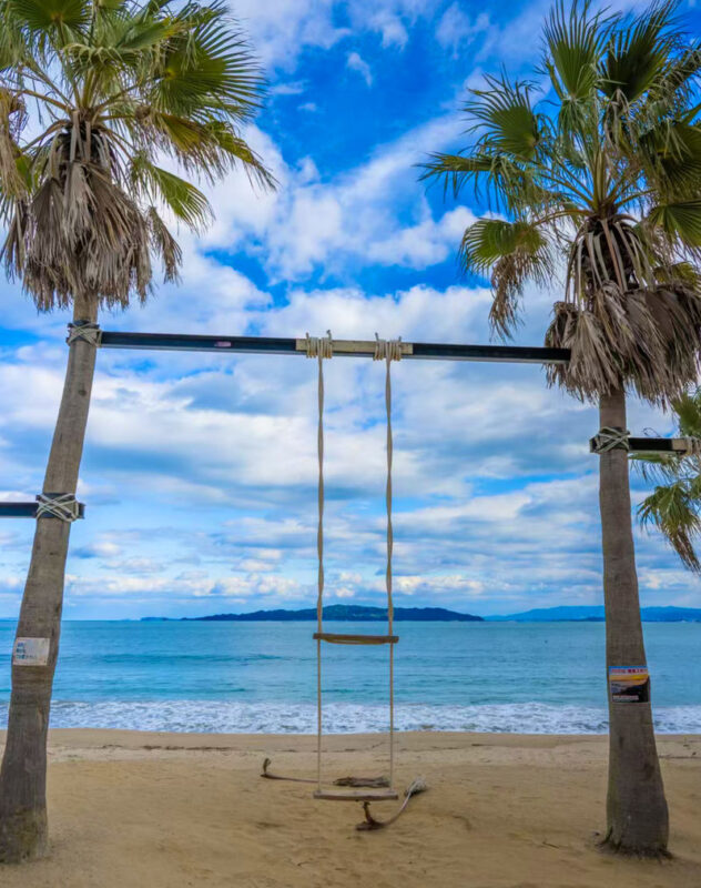 Fukuoka 6 Attractions Full-Day Coastal & Cultural Tour - A guide who can work across languages