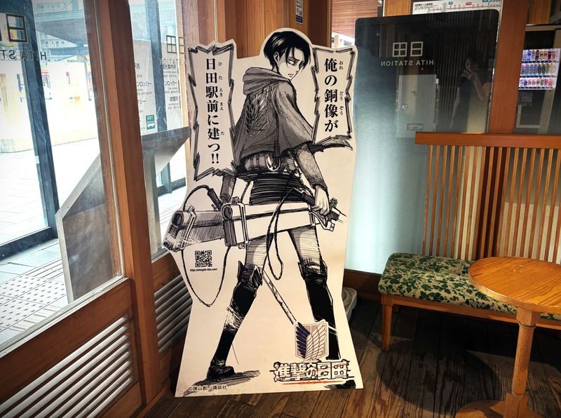 Fukuoka Attack on Titan Full-Day Pilgrimage Tour with Levis Bronze Figure - What the price buys you
