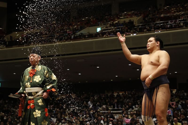 Fukuoka City, Kyushu Grand Sumo Tournament Viewing Tour - Ceremonial entrances and the main bouts