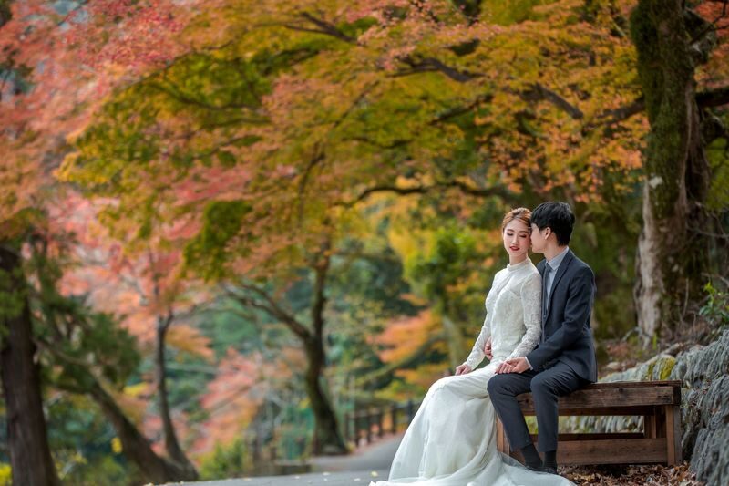 Fukuoka: Couples & Travel Photography Experience (Chinese / Cantonese / English Service) - Makeup, clothing, and the final photo files