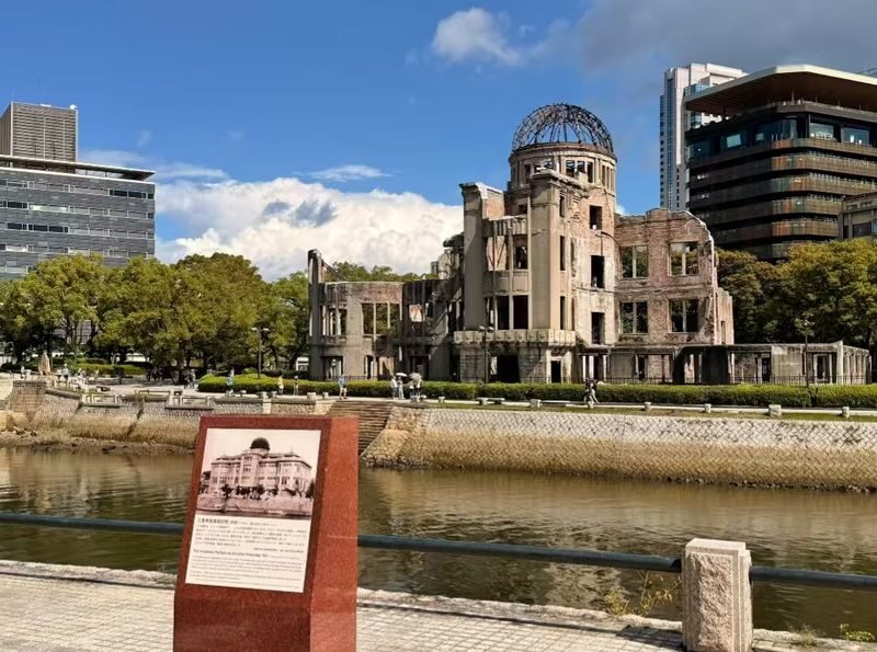 Fukuoka Departure & Nagasaki Day Trip & Small Group Tour: A Dual Experience of Culture and Local Life & Atomic Bomb Museum + Peace Park + Hama-machi Shopping Street + Glover Garden Deep Exploration - Glover Garden: architecture and garden paths