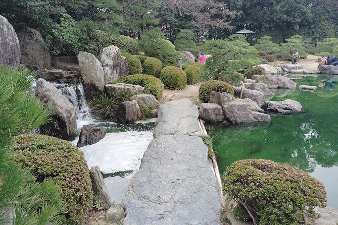 Fukuoka: Fukuoka Castle and Ohori Park Guided Tour - What’s Included and What’s Not