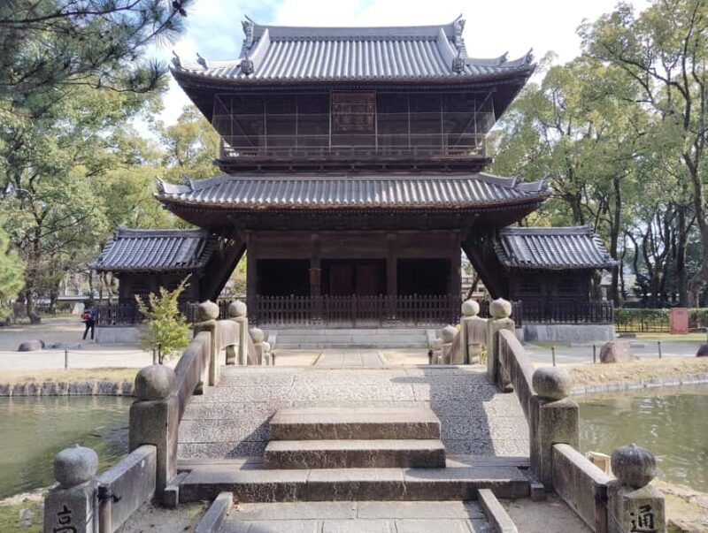 Fukuoka: Hakata Old Town Guided Walking Tour - Good To Know  