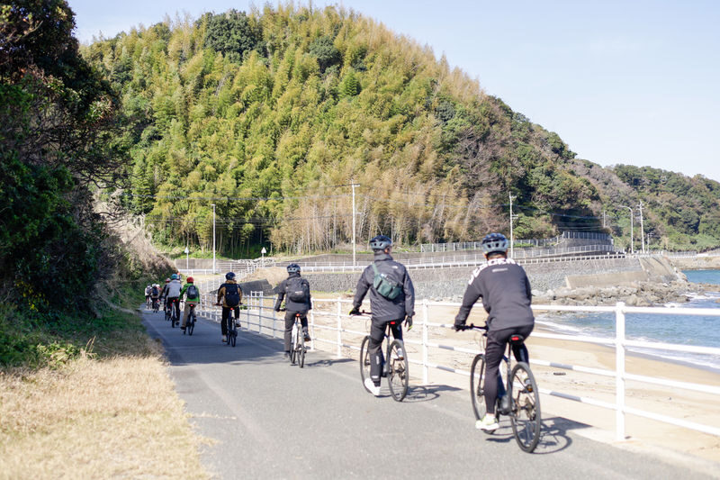 Fukuoka Itoshima: Bike Rental & Guided Tours - What the price does, and does not, cover