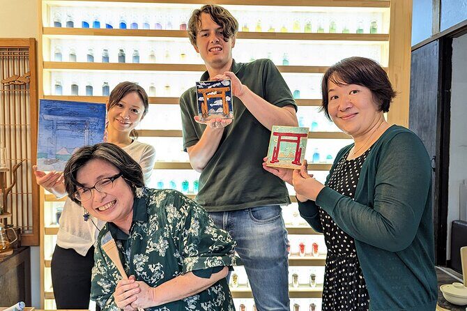 Fukuoka Japanese Painting and Art Museum with Pro Artist - Good To Know