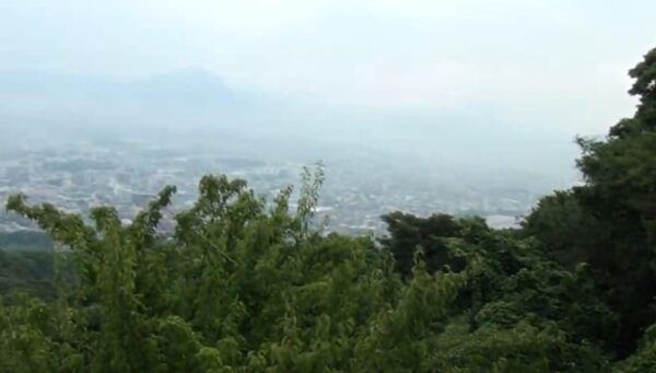 FUKUOKA : MOUNT TENPAI TREKKING TOUR - Meeting the Guide