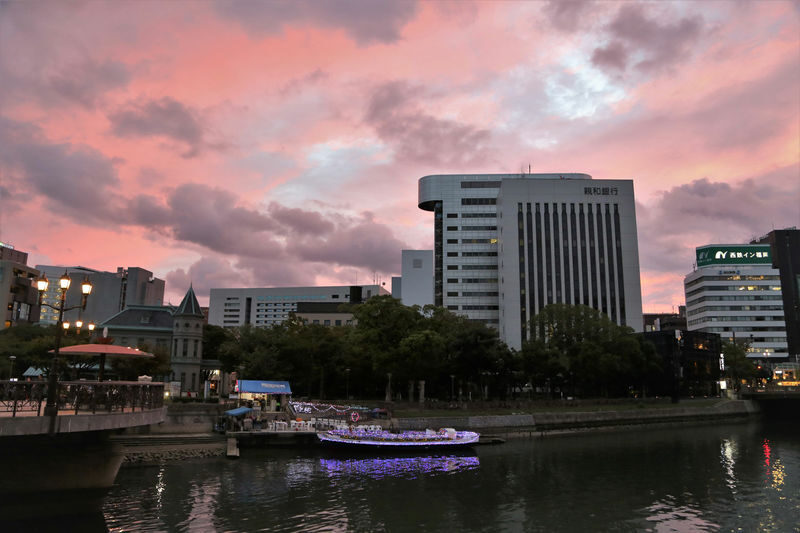 Fukuoka Nakasu River Cruise Ticket - Picking a departure and the right ticket option