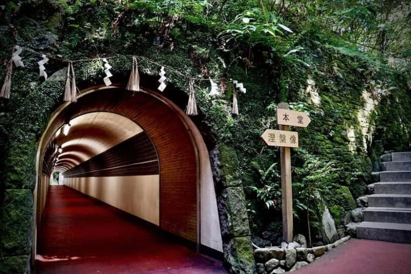 Fukuoka: Nanzoin Temple & Reclining Buddha Guided Tour - Good To Know