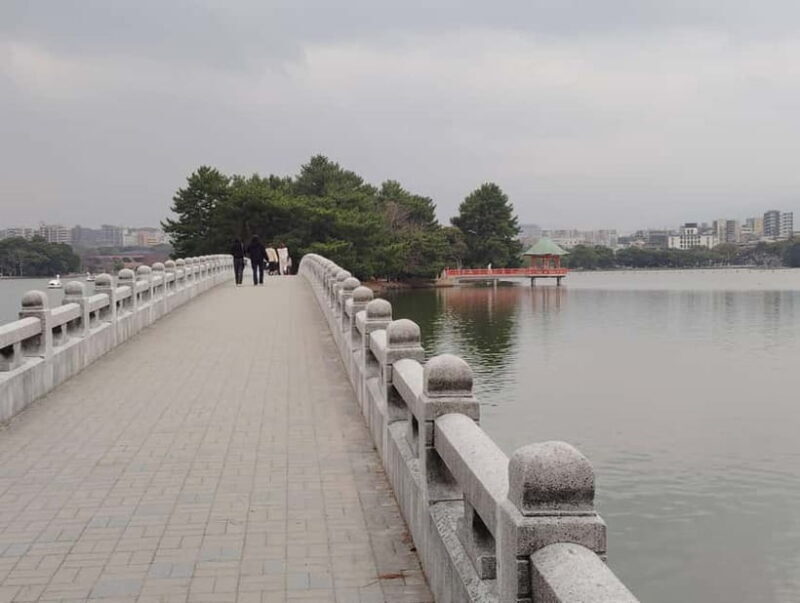 Fukuoka: Ohori Park Walking Tour with Guide - Practical Details and What to Expect  