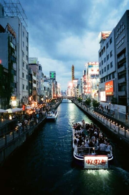 Fukuoka: Private Night Tour with River Cruise and Food - An In-Depth Look at the Fukuoka Private Night Tour