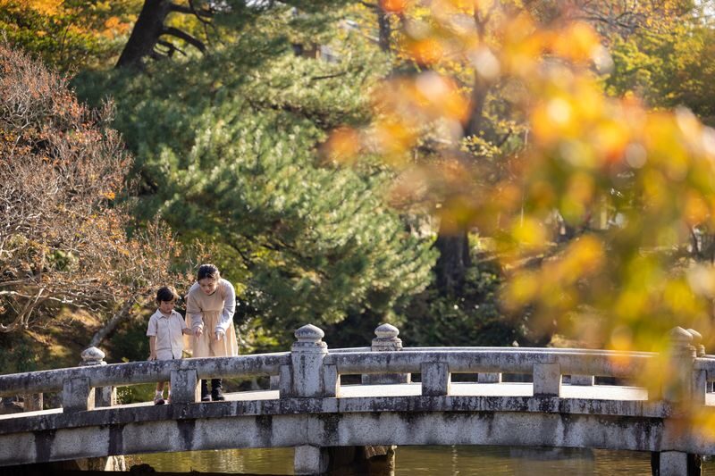 Fukuoka: Professional Photography Experience for Couples, Families, and Children - Travel Photography - Chinese/Cantonese/English Service - What the price covers, and what it does not