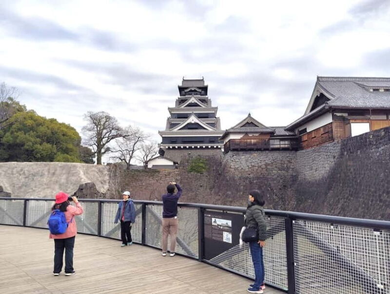 Fukuoka: Round-Trip Shinkansen Tour to Kumamoto Castle - Good To Know