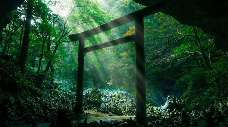 Fukuoka Takachiho Gorge & Amanoiwato Shrine Full-Day Guided Tour - Guides make the logistics easier