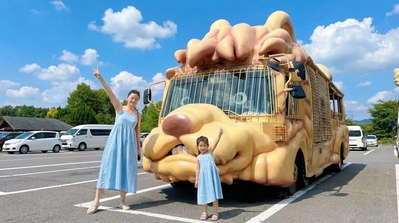 Fukuoka & Yufuin & Kyushu Safari Park Day Tour (Optional Yufuin no Mori Train Experience) - Kyushu African Safari Park: the wildlife stop