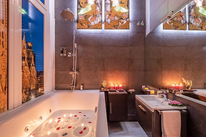 Full Body MASSAGE 60 Min and Floral Bath in Jacuzzi 30 Min at THAI SPA MASSAGE - Tips for Maximizing Relaxation During the Treatment