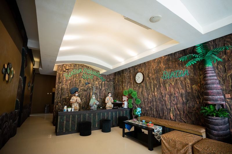 Full Body Massage Experience at Bintan Paradise Spa - Three massage styles, three different moods