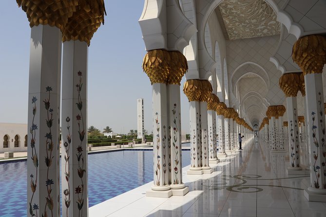 Full Day Abudhabi City Tour With Ferrari World Theme Park Ticket - Indulging in Shopping and Dining at Marina Mall