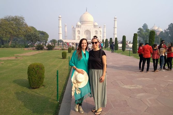 Full Day Agra Sightseeing With All Inclusive (Entrance Fee & Lunch) - Itinerary Overview