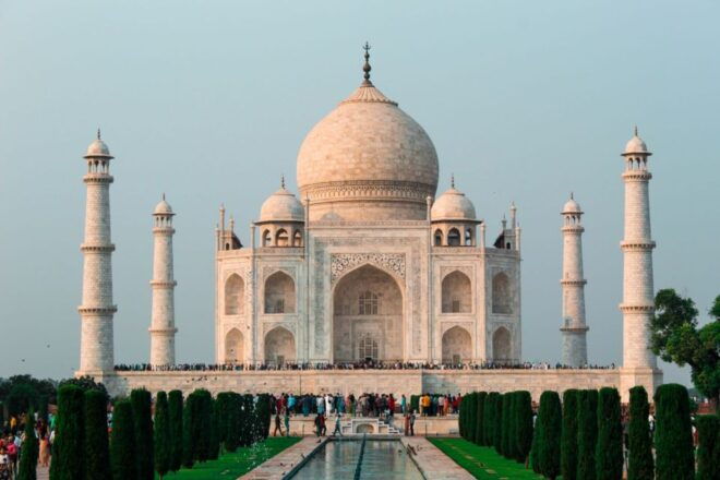 Full Day Agra & Taj Mahal Sightseeing Tour With Guide by Car - The Sum Up
