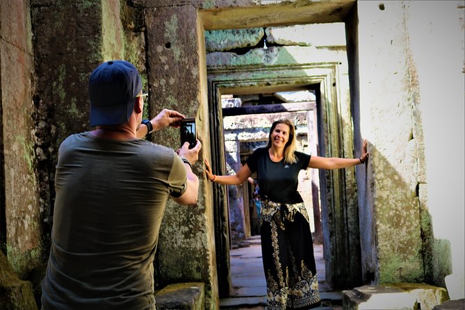 Full Day Angkor Park With Sunset by Tuk Tuk - Meeting and Pickup Details