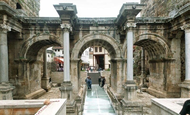 Full-Day Antalya City Tour from Side w/Boat Trip & Lunch - Discovering Antalya’s Historic Heart: Kaleiçi  