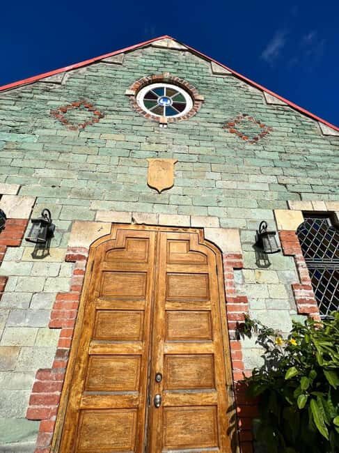 Full Day Antigua Island Tour with Ras Andre - What You Can Expect from the Full Day Antigua Island Tour