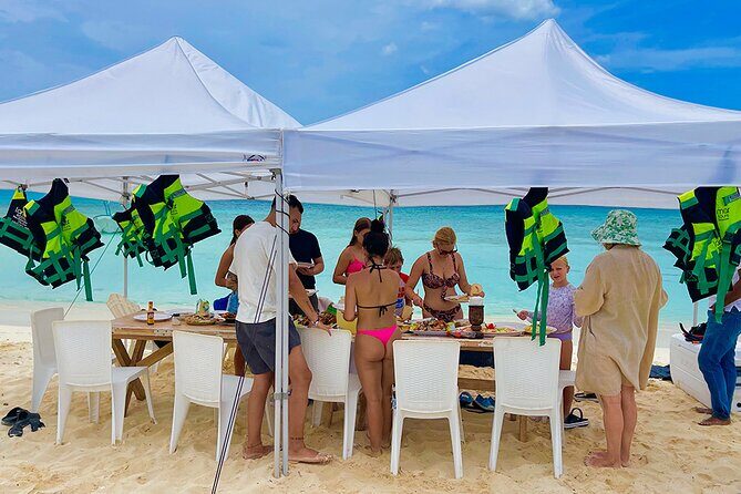 Full Day Bahía de las Águilas and Private Flight from Santo Domingo - The Itinerary in Depth