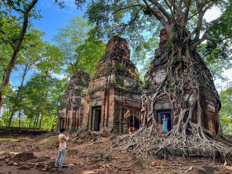 Full Day Banteay Srei Beng Mealea and Koh Ker Tour from Siem Reap - Koh Ker’s pyramid and its 160 steps