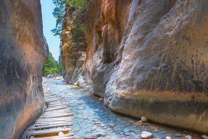 Full-Day Beginners Hiking Route Tour to Samaria Gorge - Reviews