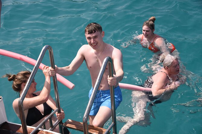 Full Day Blue Lagoon Cruise (Paphos to Latchi) - Sea Star - Entertainment