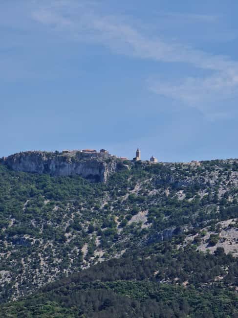 Full day boat-trip Medulin, blue Cave, Cres + dolphin search - Good To Know