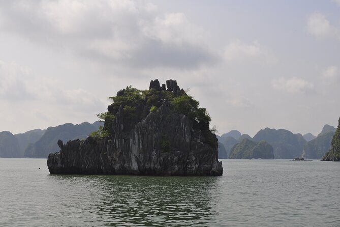Full day boat trip to Lan Ha bay Ha Long bay and Monkey island - The Sum Up