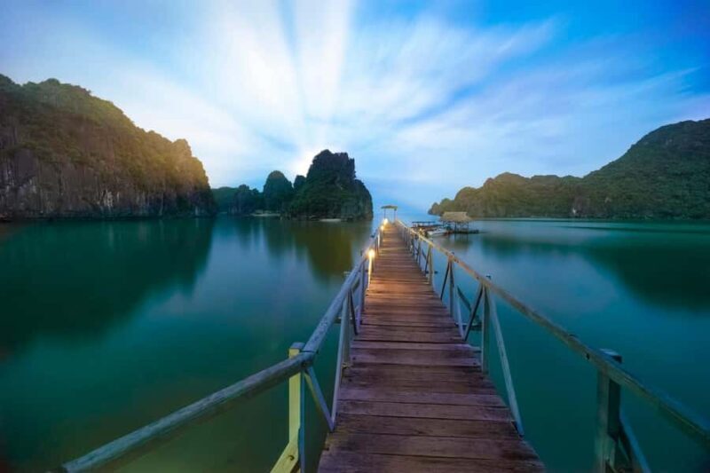 Full day boat trip with Cat Ba's captain Jack - An In-Depth Look at the Full Day Boat Trip with Captain Jack